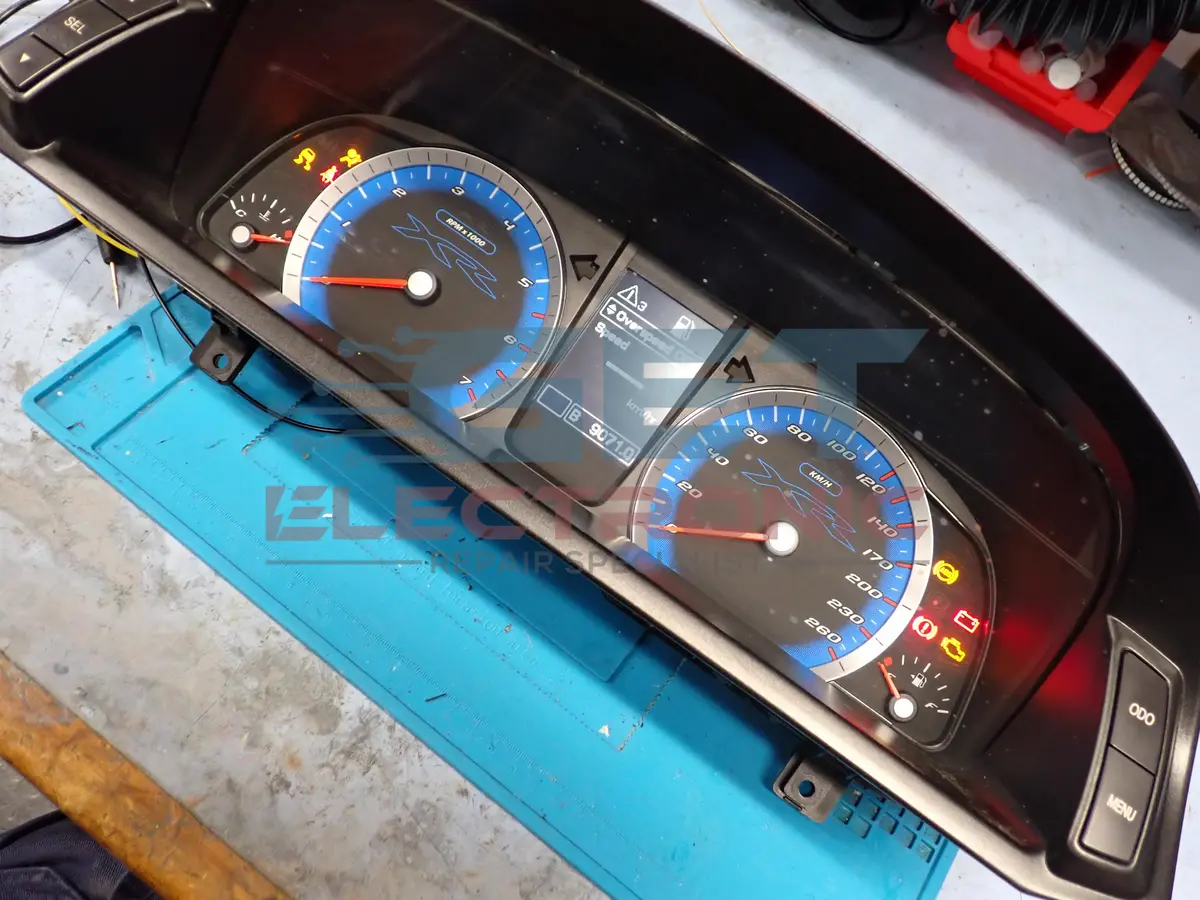 Ford Fg Instrument Cluster Repair – Power, Comms & Speedo Faults 1