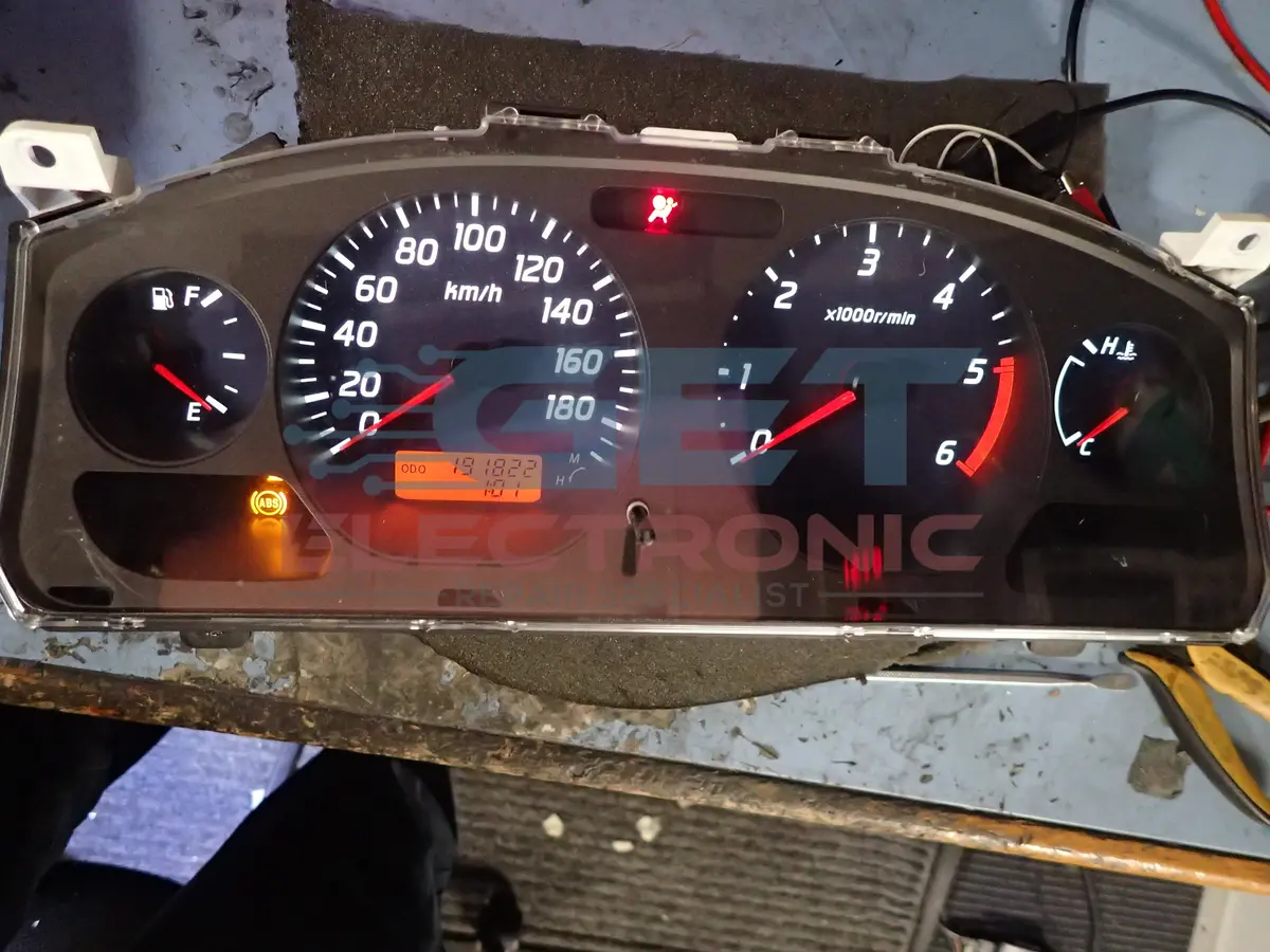 Nissan Navara D22 Instrument Cluster - Back Lighting Failure Repair. 1