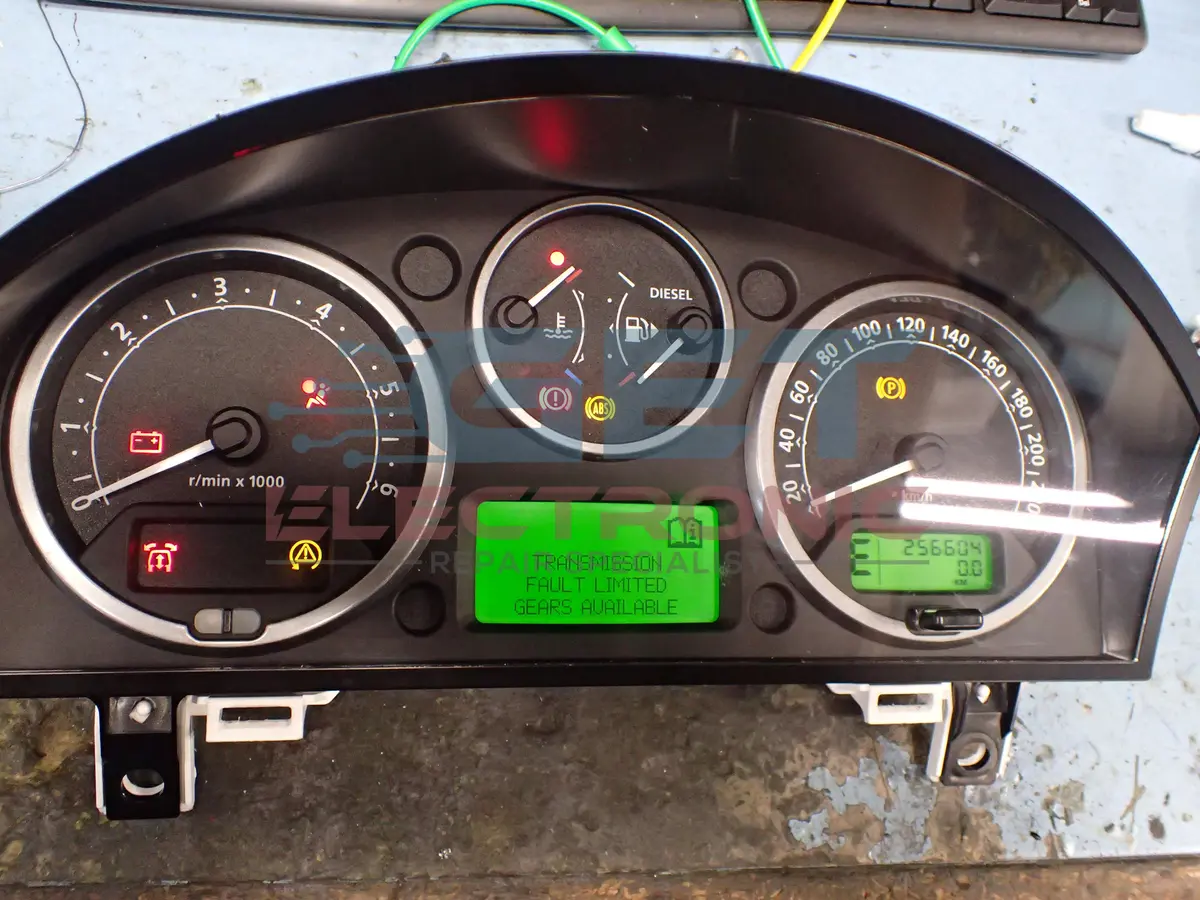 2005-2012 Land Range Rover Speedometer Instrument Gauge Cluster 1