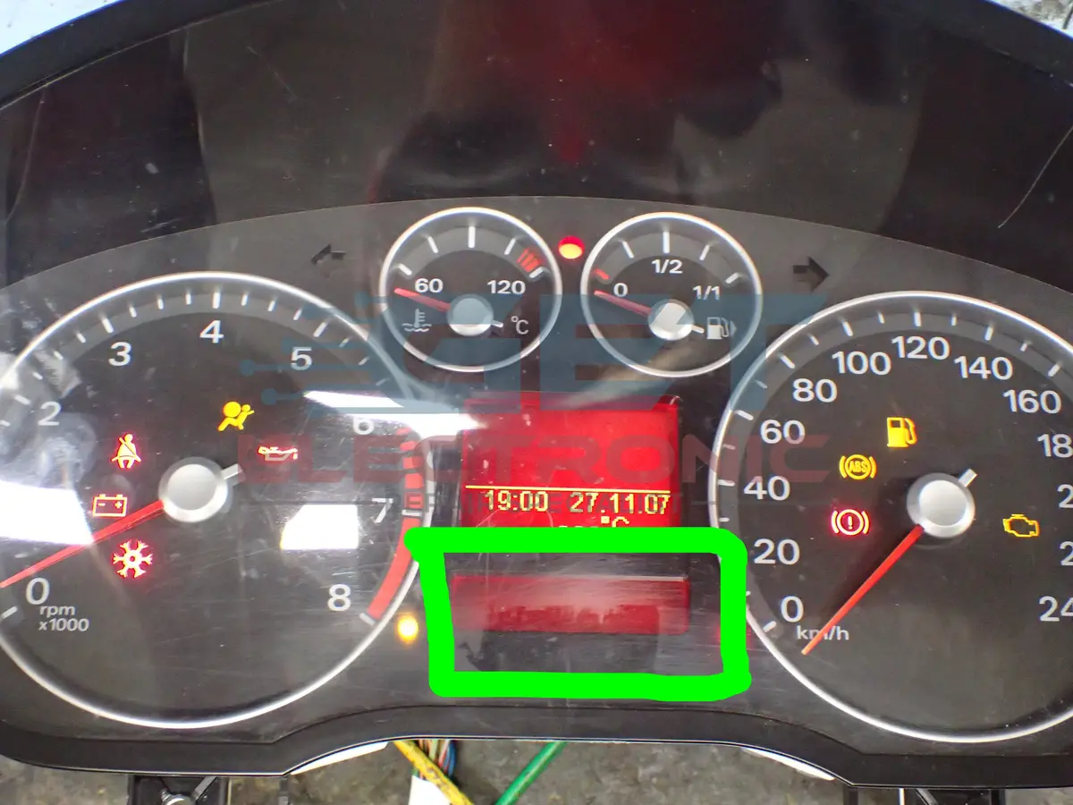 Ford Focus Cluster - Missing Lcds  - Customer Attmpted Repair 1
