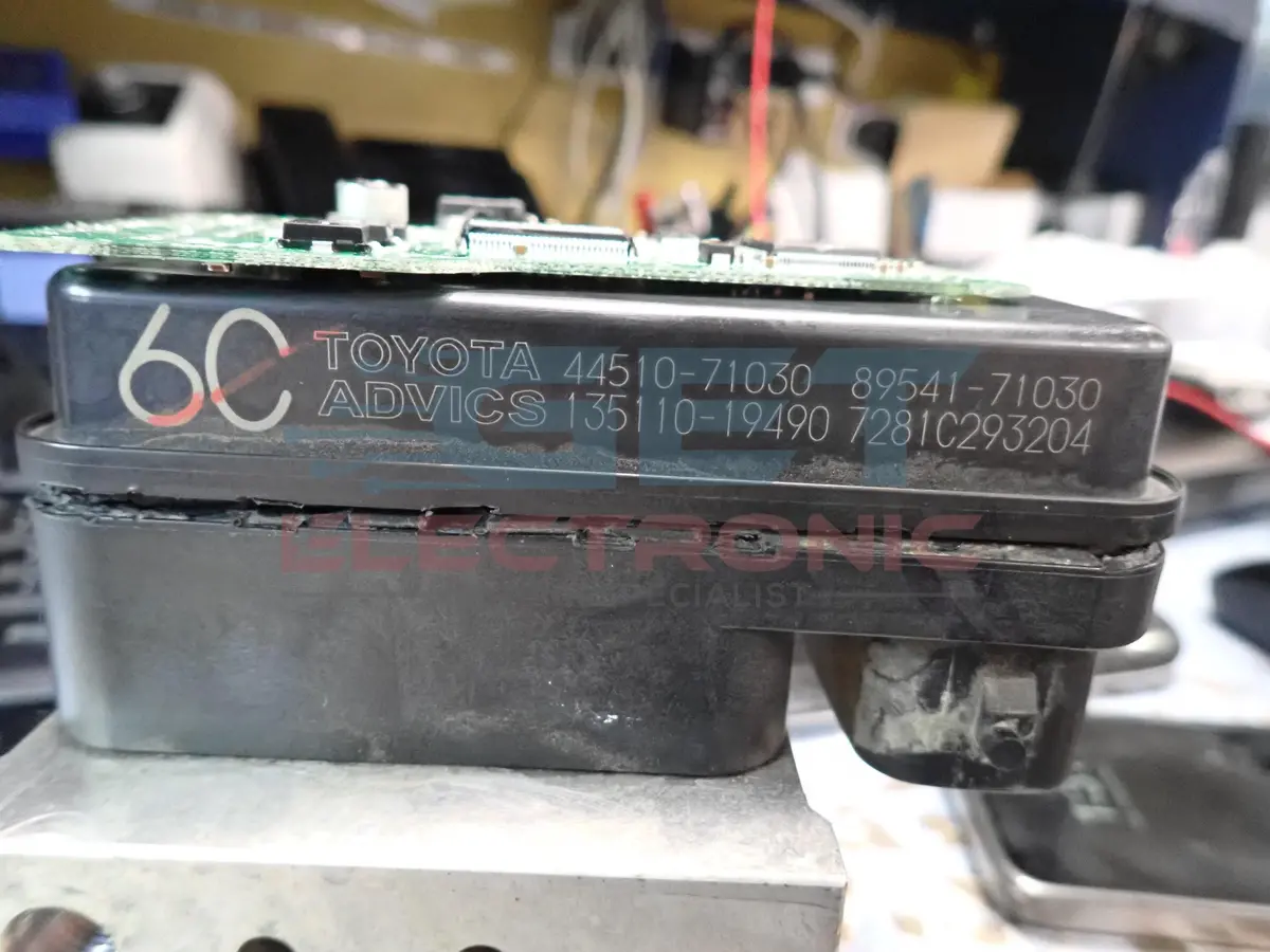 Toyota Hilux Abs Module Repair – Advics Unit 1
