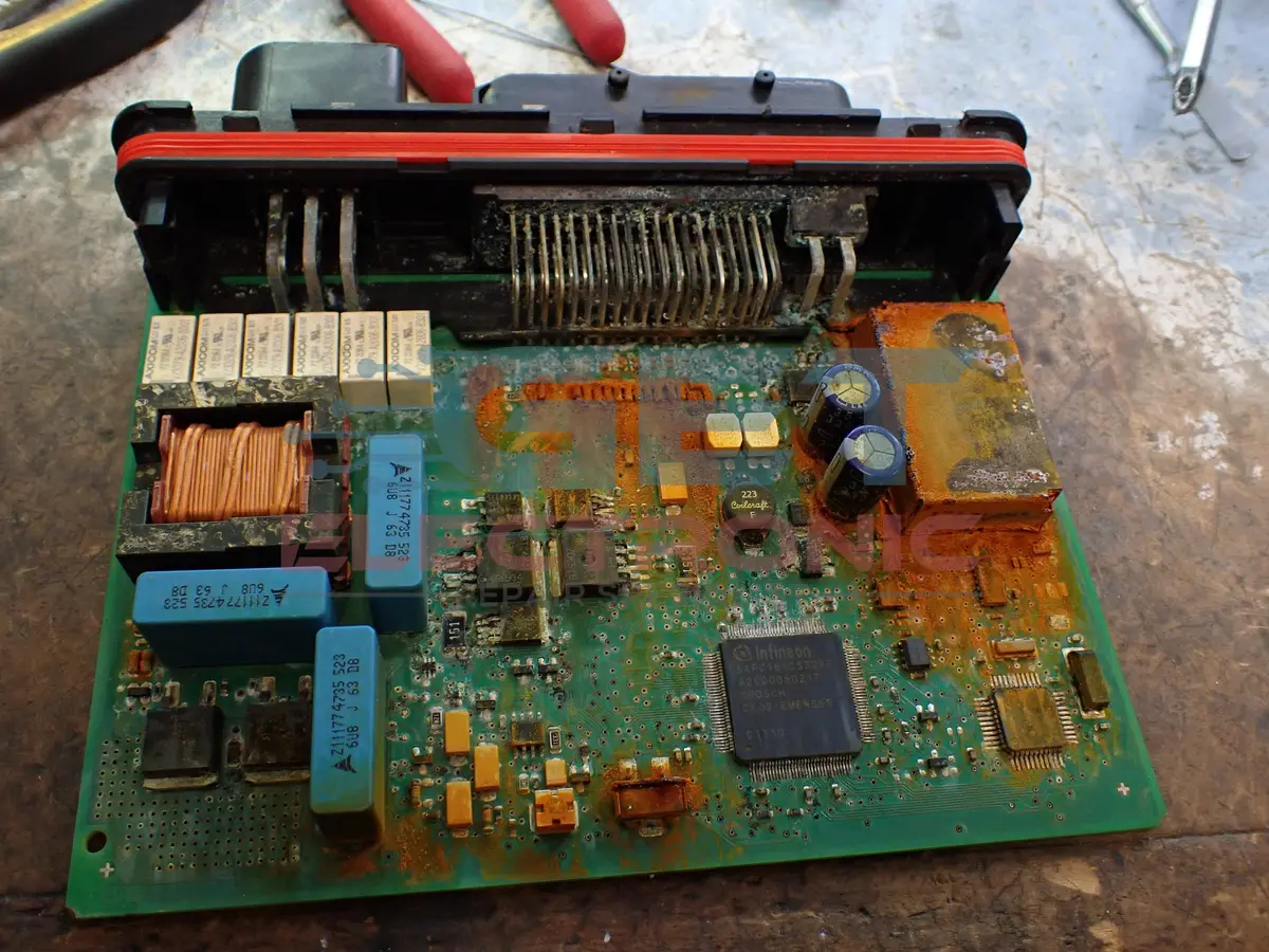 Vw Kessy Module  Clone  - Water Damage 1