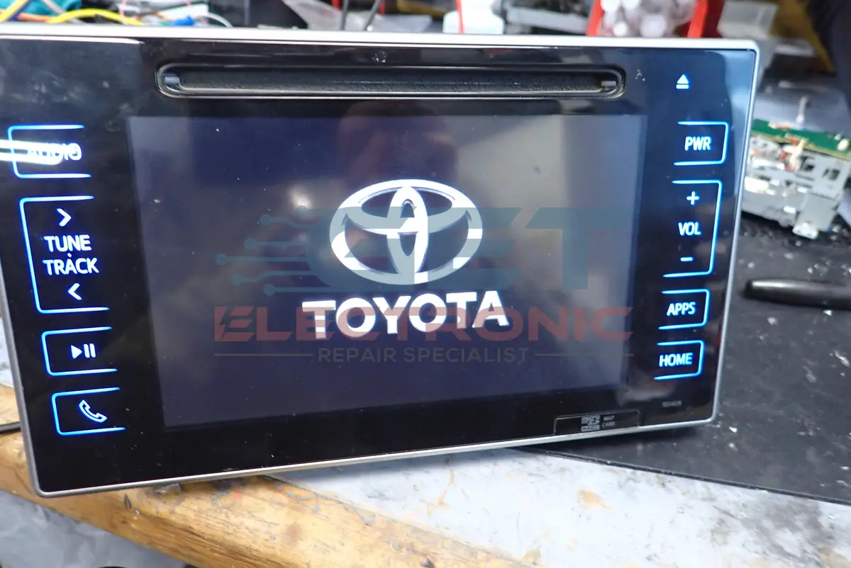 Toyata Infotinment Touch Screen Replacement 1