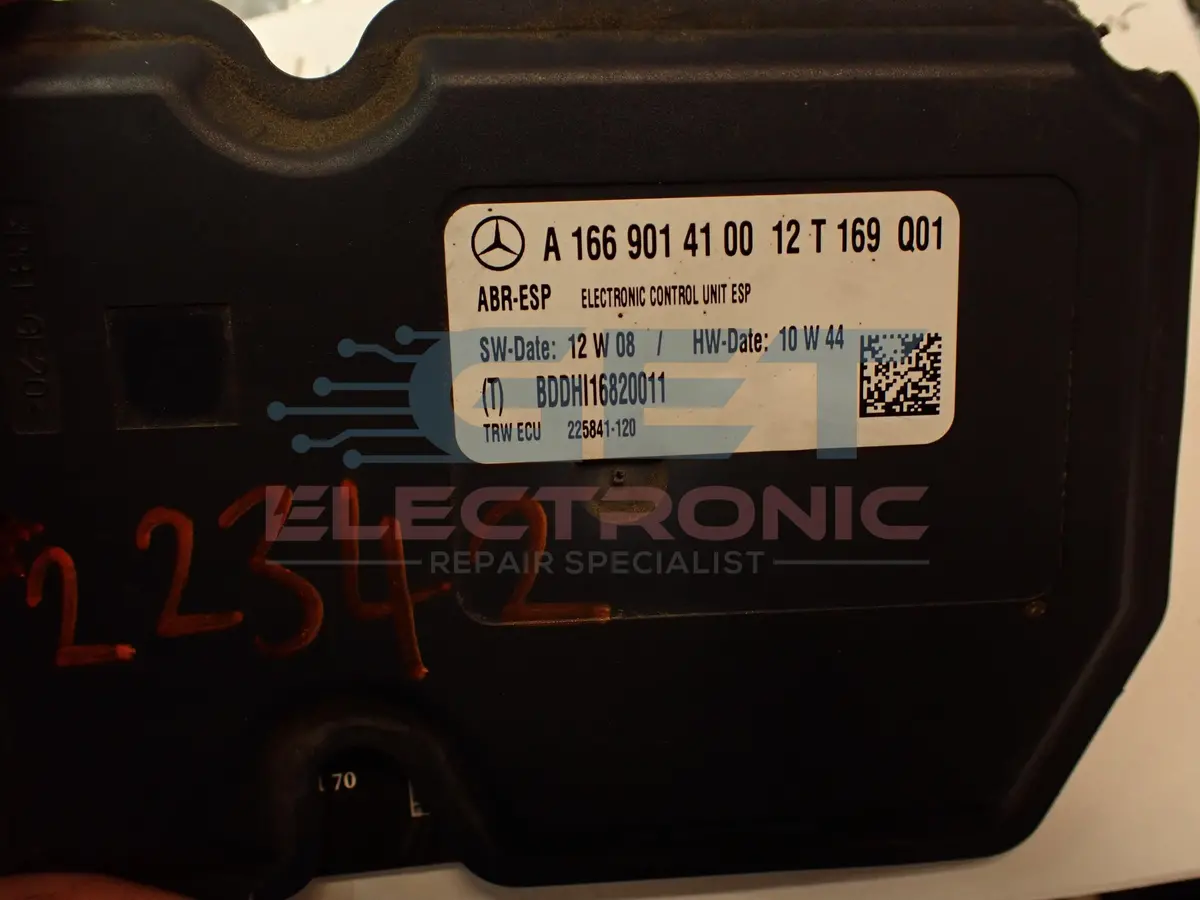 Mercedes-Benz Abs Module Repair – Speed Sensor Fault / Internal Error 1