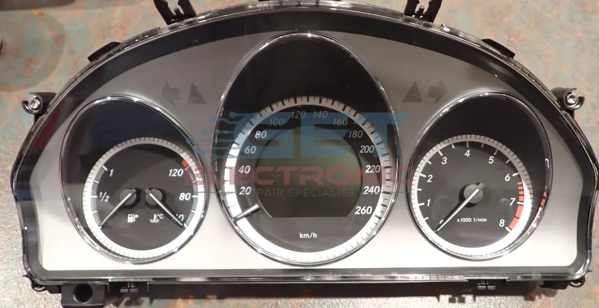 W204 Instrument Cluster Repair 1