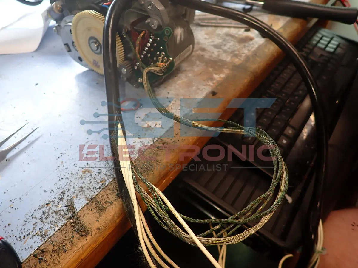 Mercedes  S Class Throttle Body Re-Wire 1