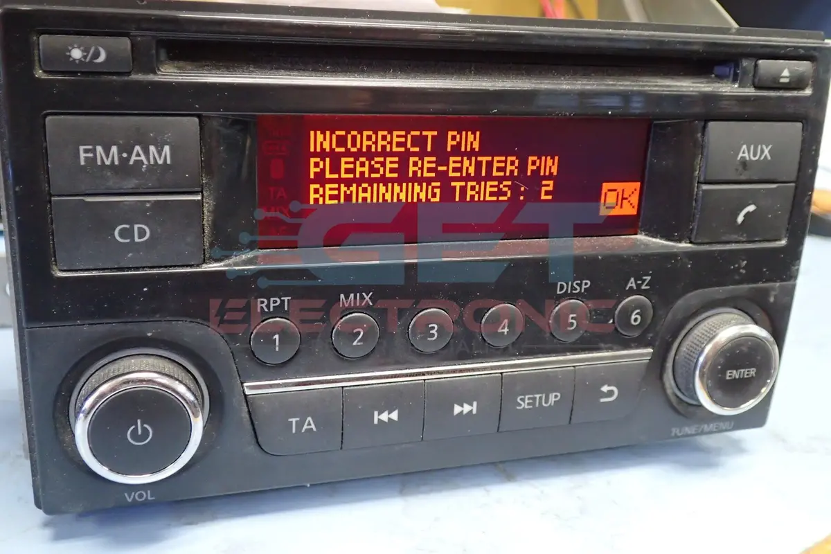 Nissan Navara, Juke Radio Lcd Repair 1