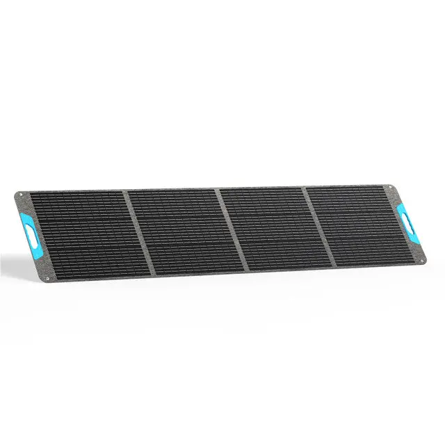 Renogy 12Volt 200W Lightweight Portable Solar Suitcase 1