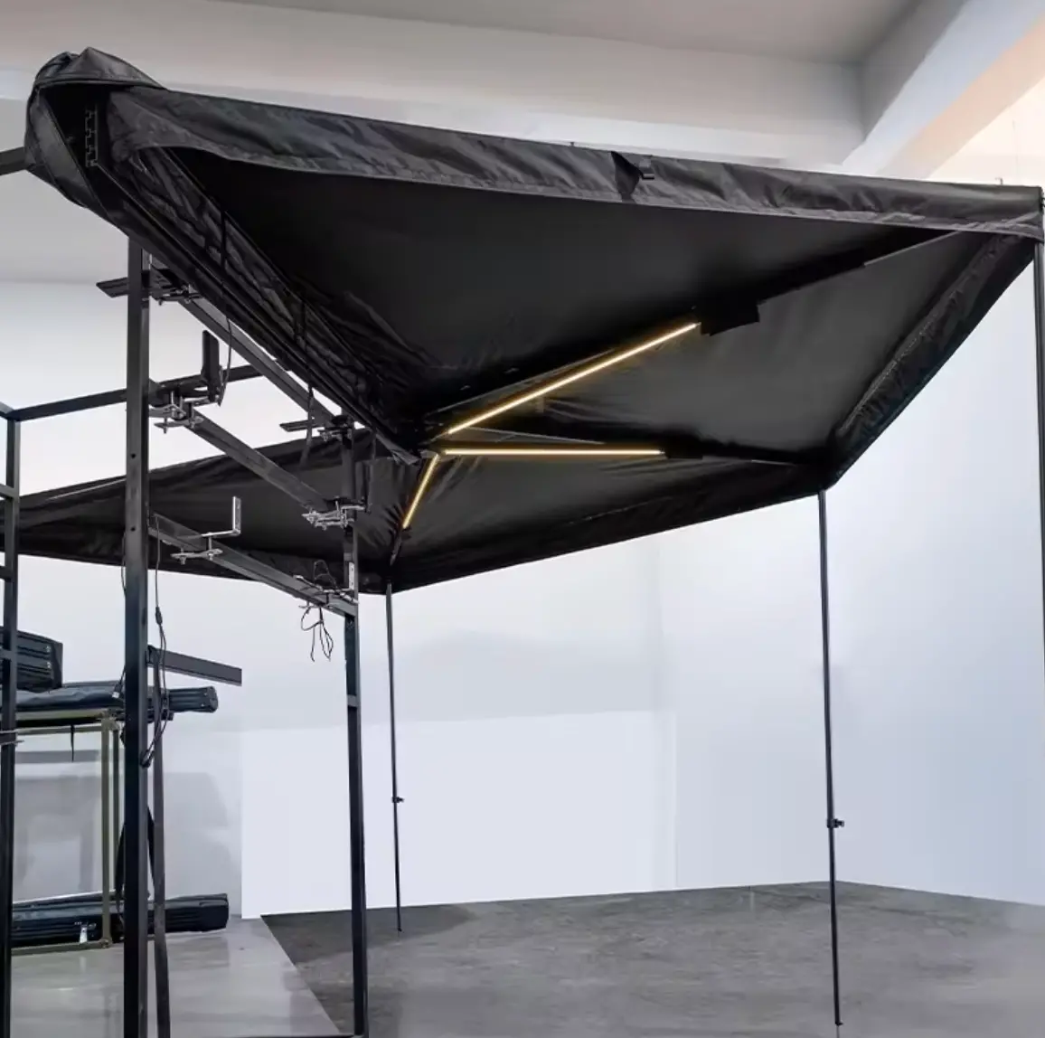 As Awning – Shadow Master 270 - Passenger - D-Hole 1