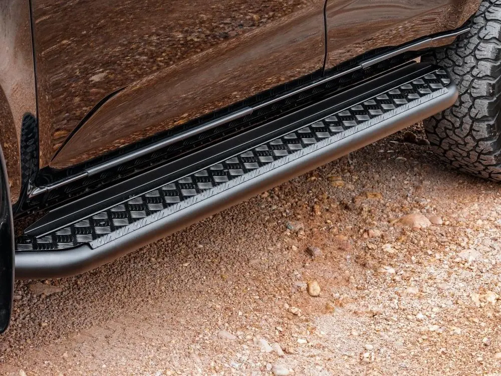 Piak Side Step (Can Use For Rails, Black) For Isuzu Mu-X (6/2021 On) 1