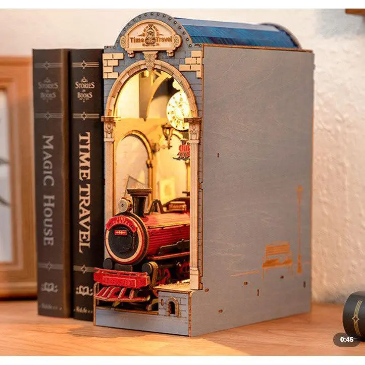 Time Travel Book Nook 1