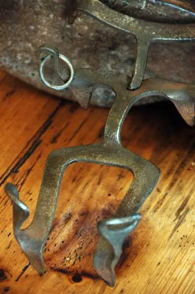 Vintage French Mountaineering Crampons 2