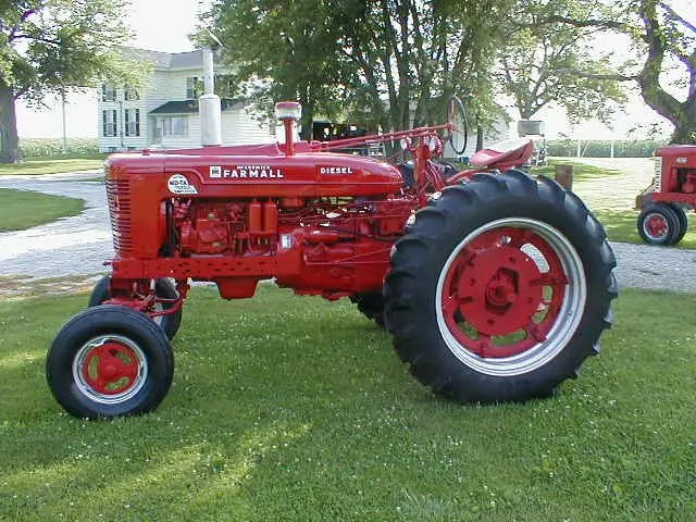 Case Ih Super M-Ta Diesel Tractors Official Operator's Manual 1