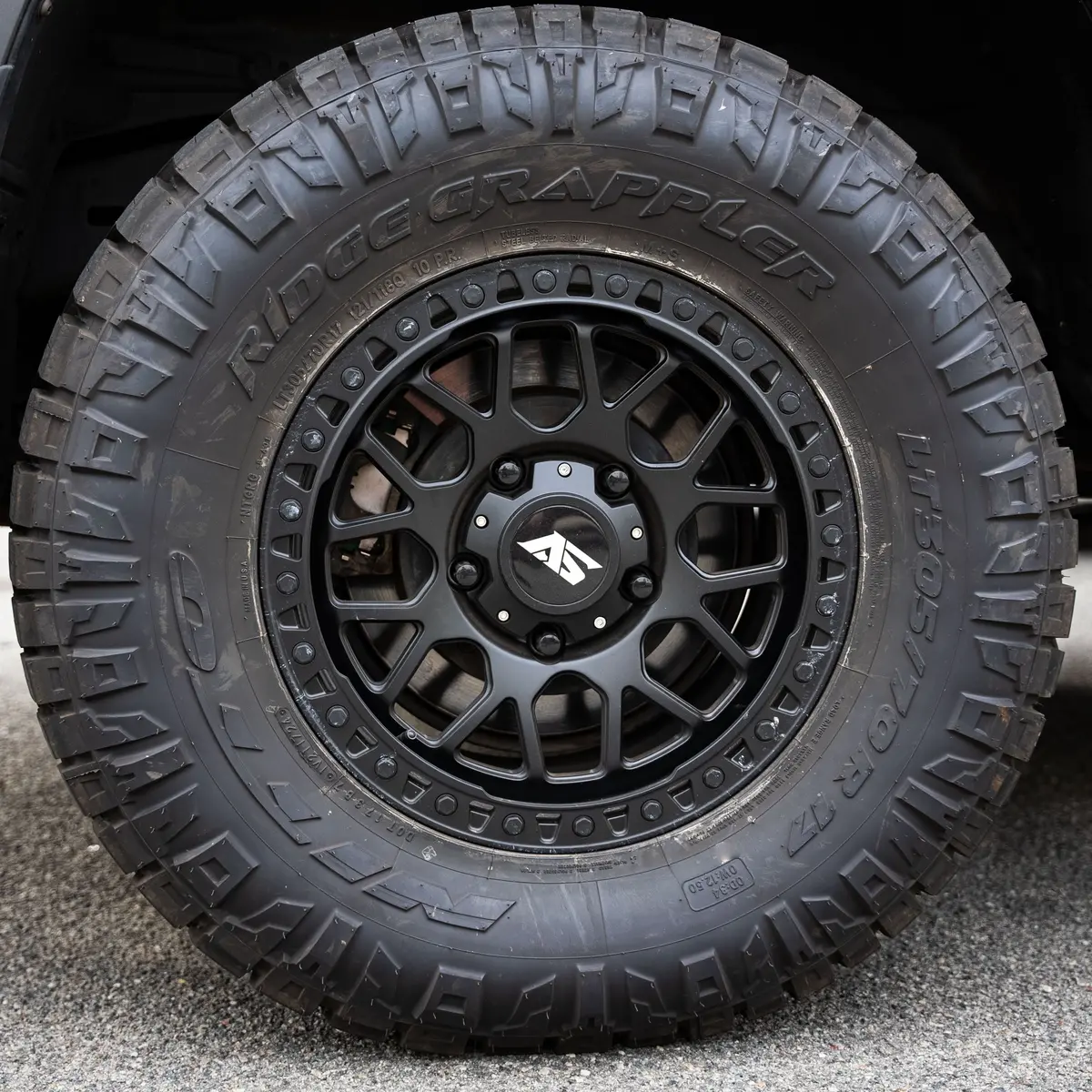 Forged Alloy Titan 17X.8.5 Wheel - Black 6X139.7 3