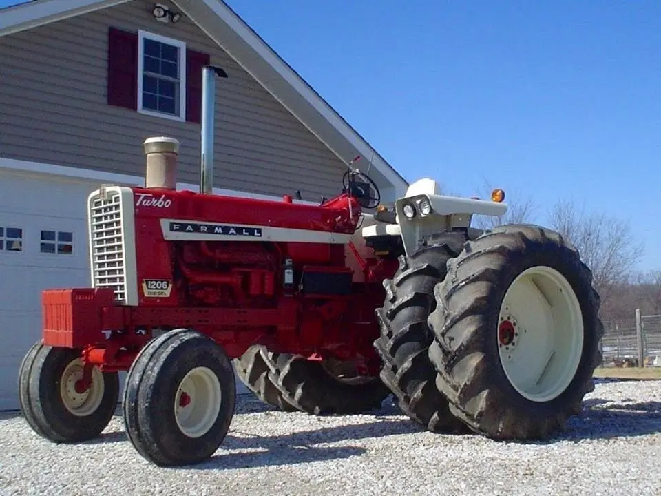 Case Ih 1206 Turbo Diesel Tractor Official Operator's Manual 1