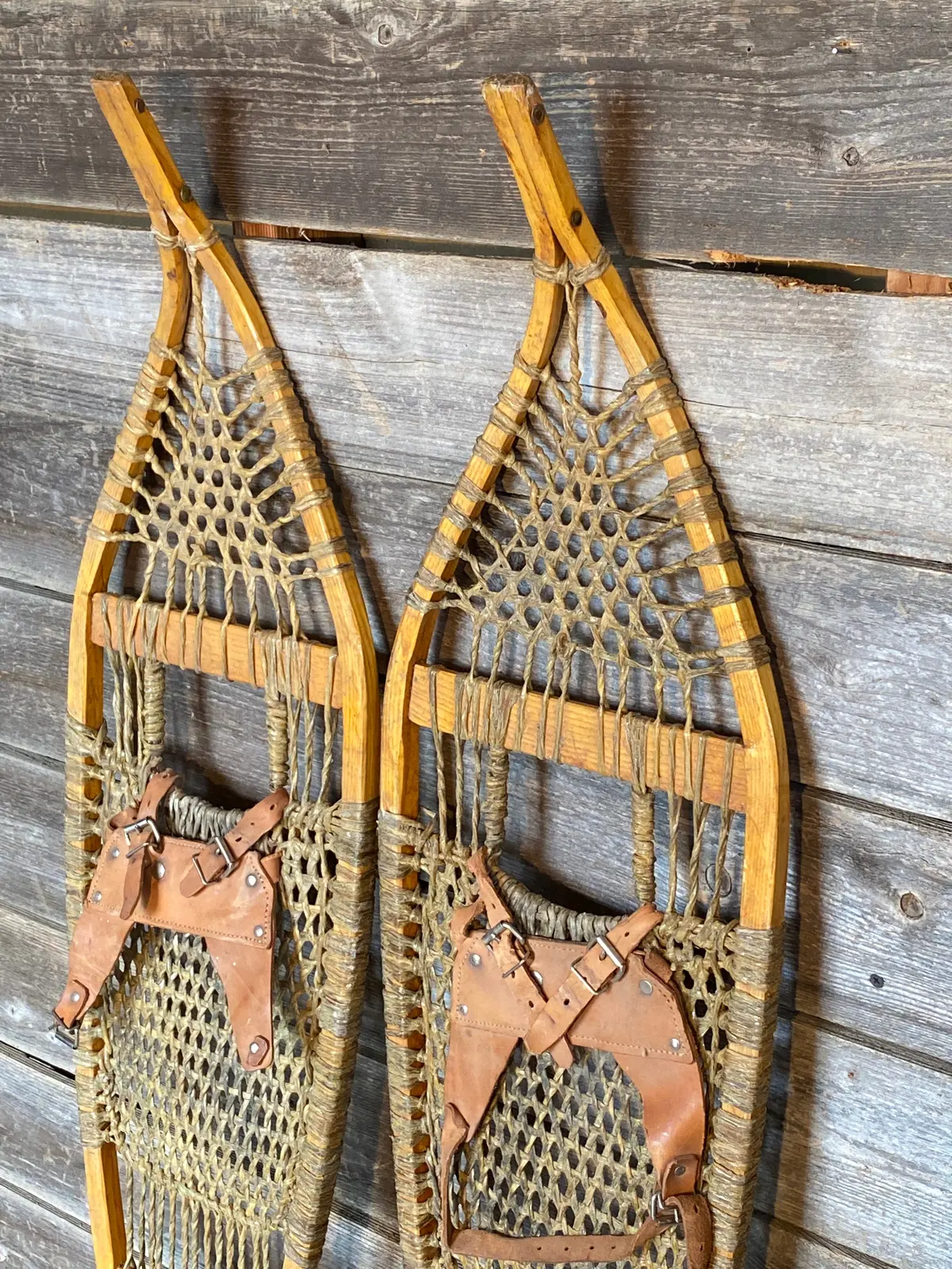 Vintage Pointed Tip Wood Snowshoes 48" With Leather Bindings 2