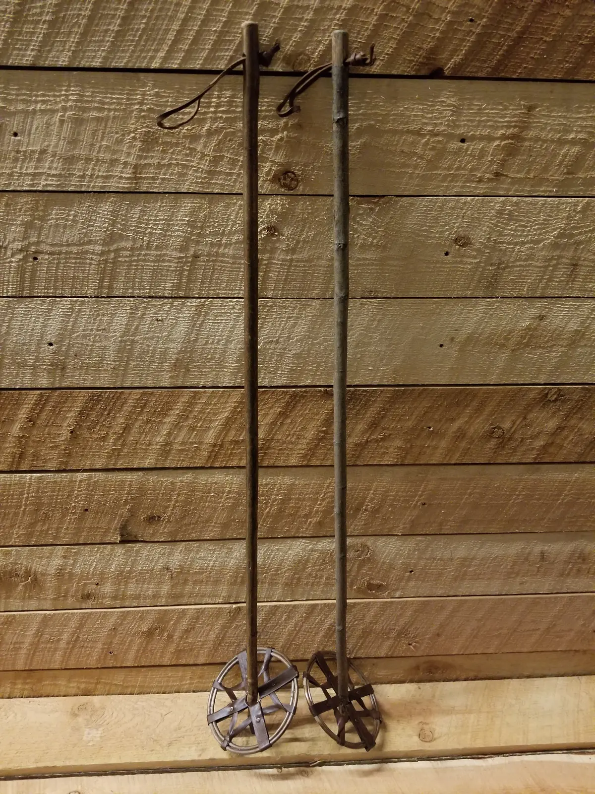 Vintage Ski Poles With Double Ring Baskets 1