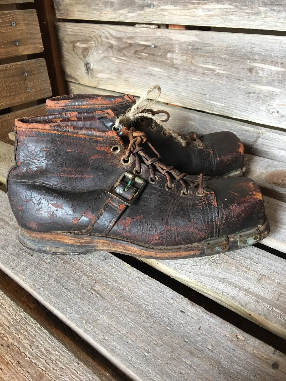 Vintage Leather Ski Boots With Square Toe Box 2