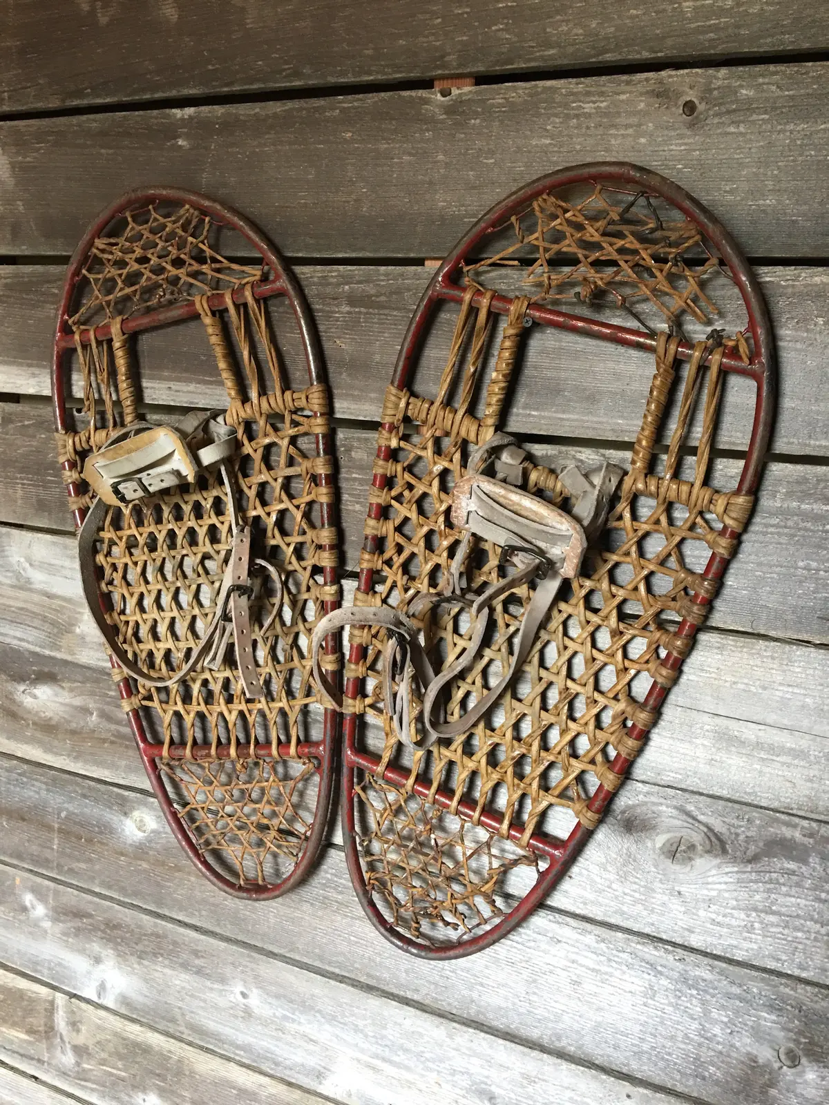 Vintage Bear Paw Snowshoes 1