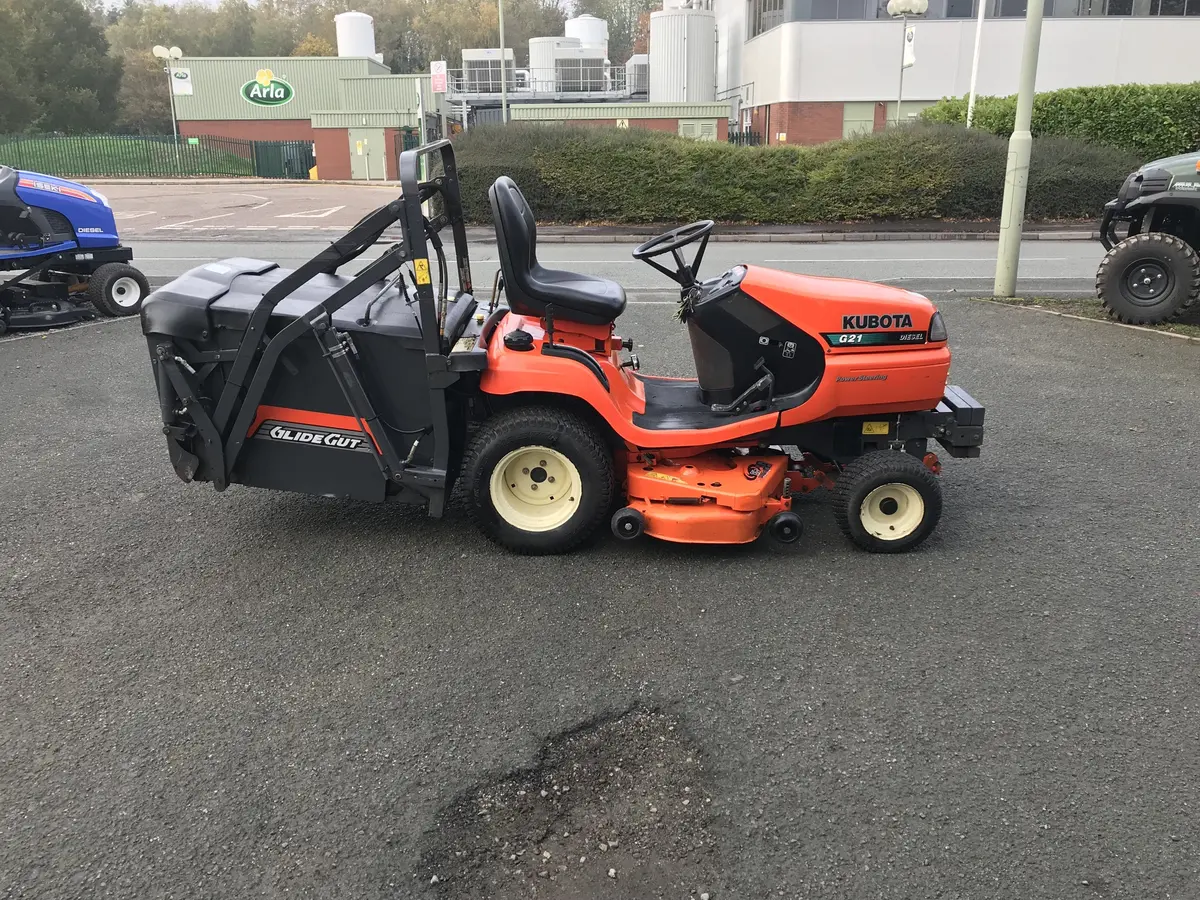 Kubota G21ld G21hd Ride On Mower Official Workshop Service Repair Manual 1