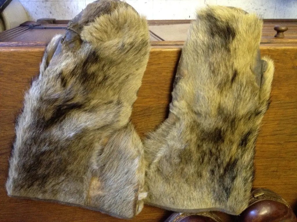 1890S Seal Skin Mittens 1