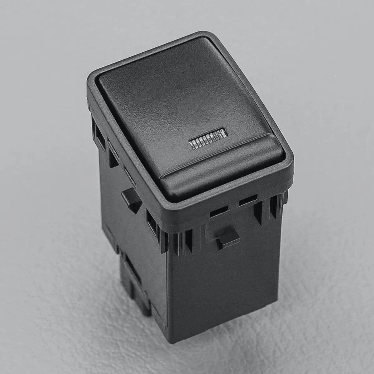 Stedi Switch - Spot Lights Nissan Np300 Navara & Pathfinder 1
