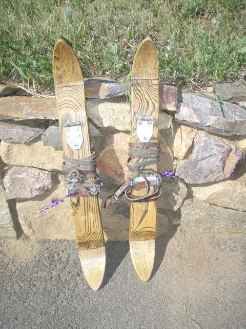 Vintage "Trick" Skis - Vintage 'Ski Blades' 1