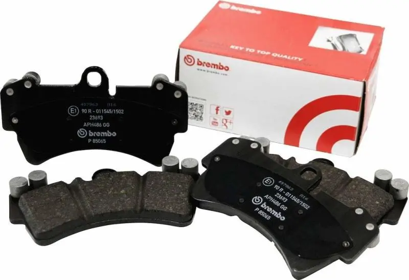 Brembo Premium Front Brake Pads For Mercedes-Benz C-Class & Slk (2008–2015) – Low-Metallic Oe-Compatible Compound 1
